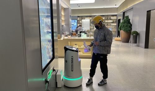 商業秘密 酒店服務員容易陽怎么破 服務機器人上場救急